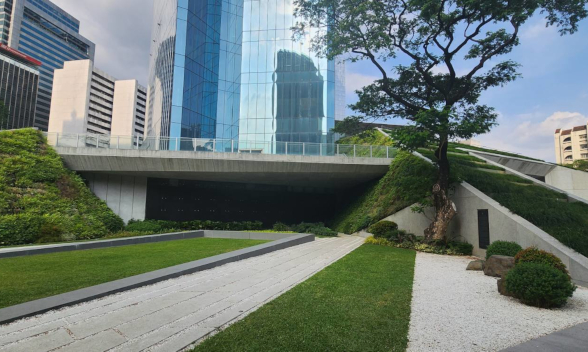 The Cornerhouse using Vertigrow Geocell and Greenwall System